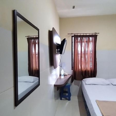 Golden Inn امبون المظهر الخارجي الصورة